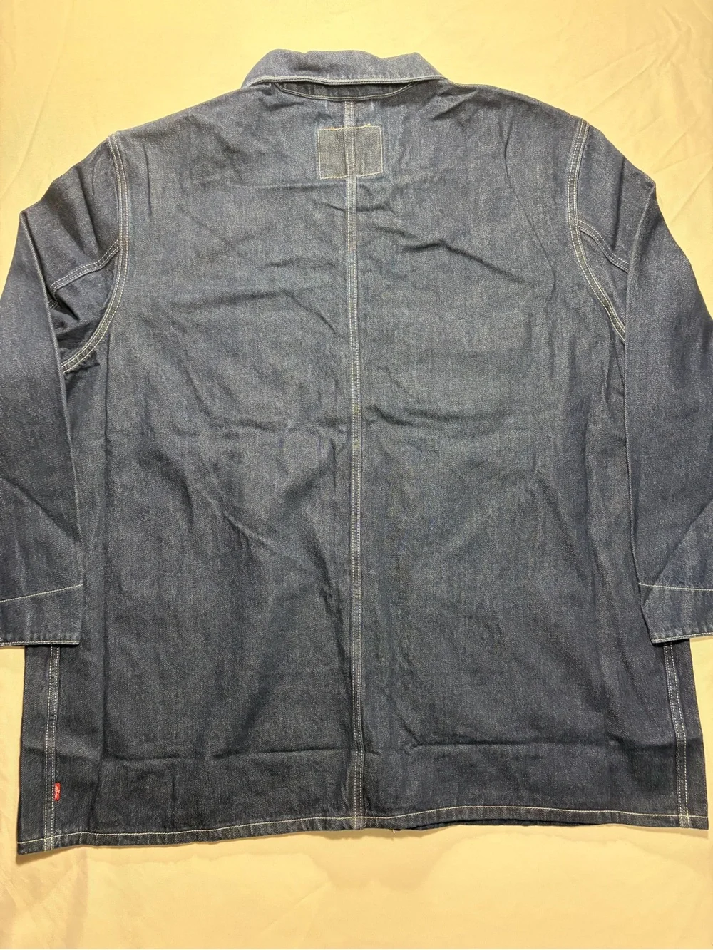 Levis straight cut
